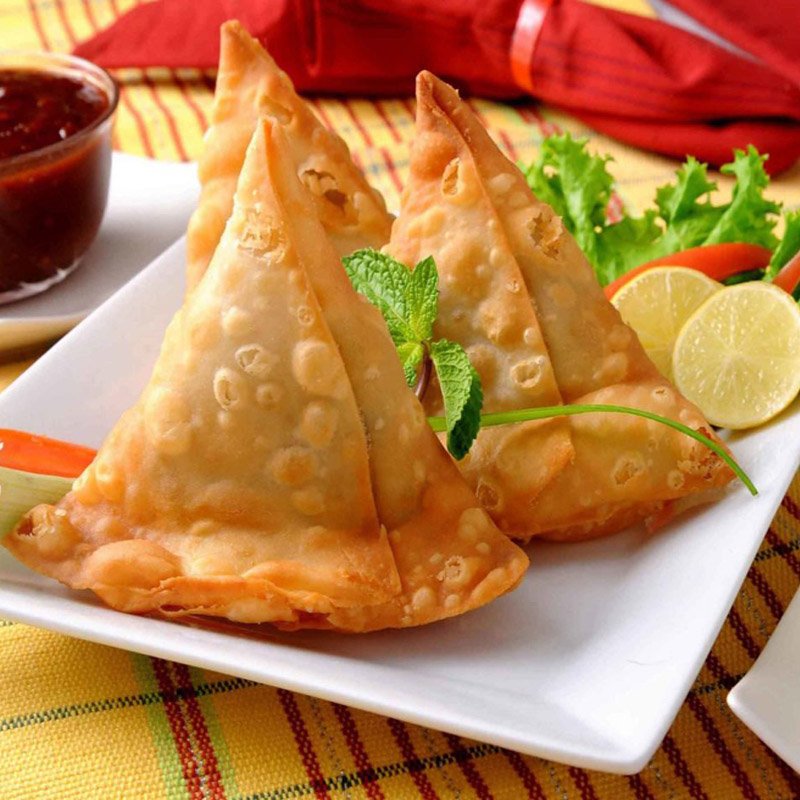 VEGETABLE SAMOSA