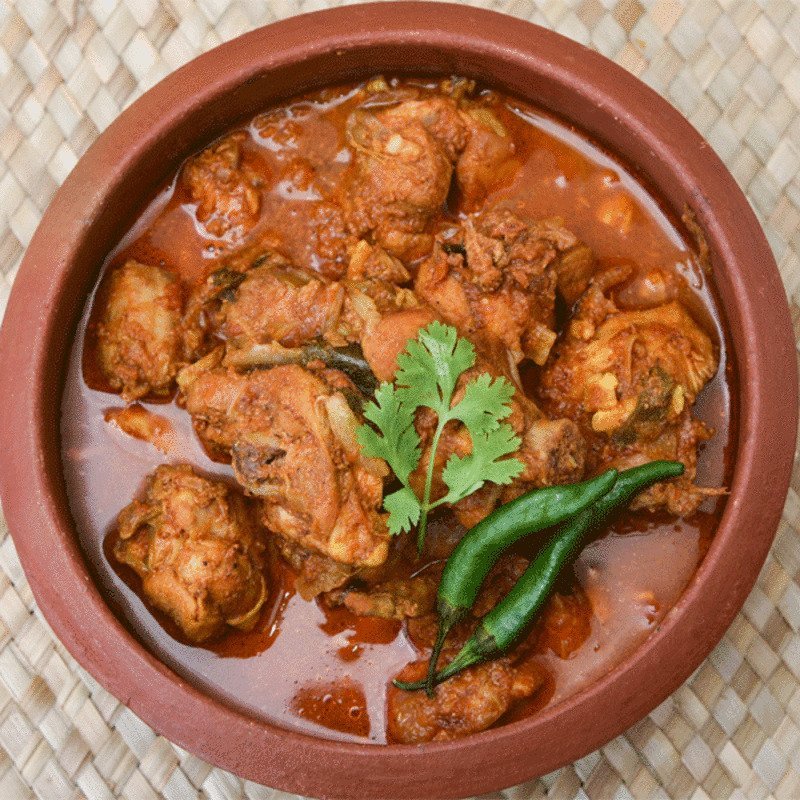 CHICKEN CURRY